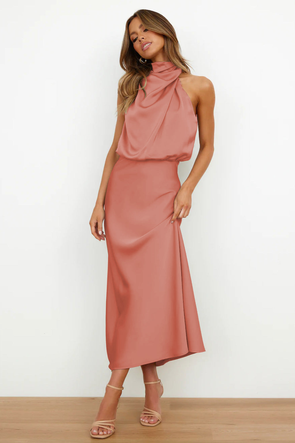 Violette™ | Vestido Sahara con Superposiciones