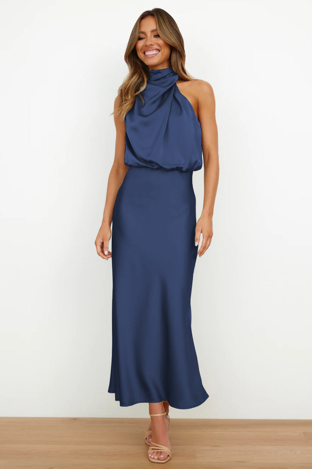 Violette™ | Vestido Sahara con Superposiciones