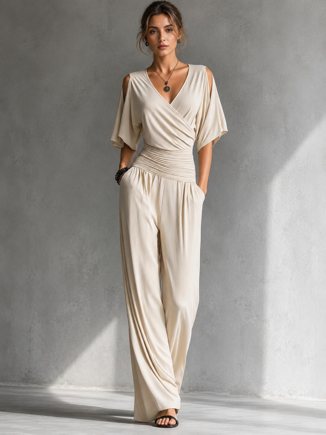 Aline | Mono Elegante Cruzado con Piernas Anchas