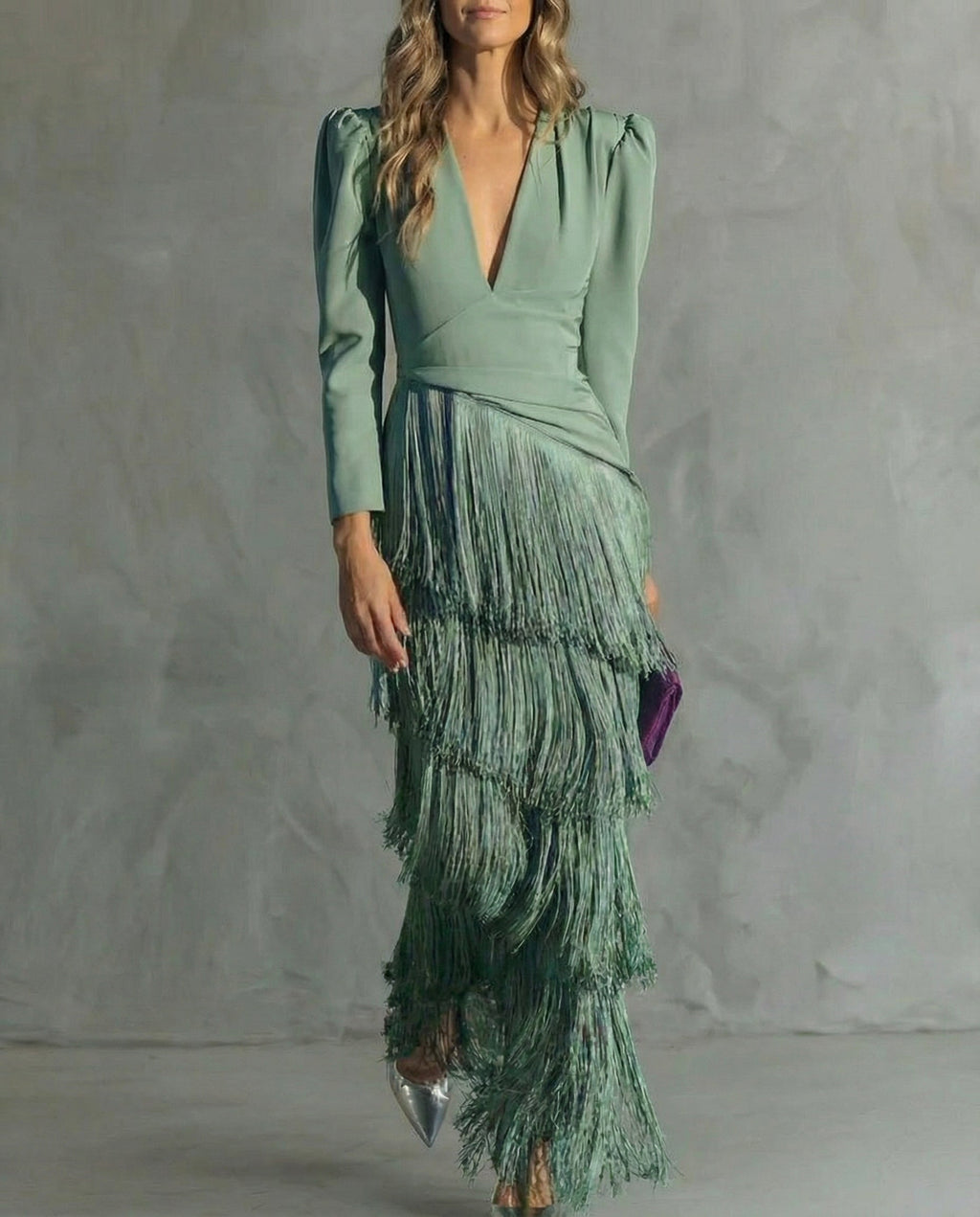 Claire™ | Vestido midi elegante con mangas de flecos